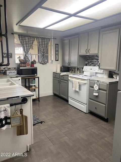 4322 W Whitton Ave, Phoenix, AZ 85031 photo 2