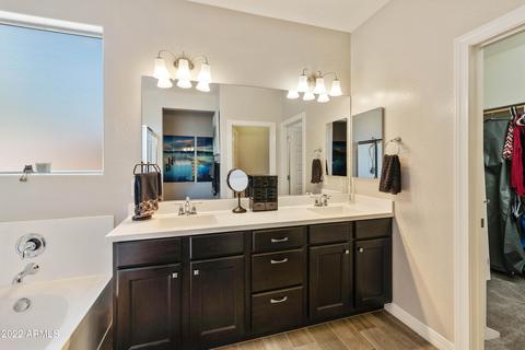3063 E Morgan Dr, Gilbert, AZ 85295 photo 15