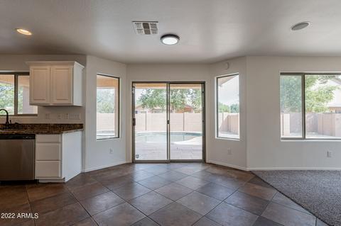 3410 E Crescent Way, Gilbert, AZ 85298 photo 9