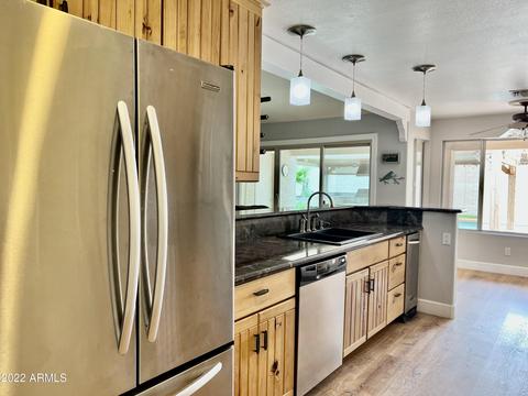 4026 E Lavender Ln, Phoenix, AZ 85044 photo 3