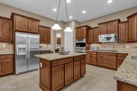 2459 E Ironside Dr, Gilbert, AZ 85298 photo 17