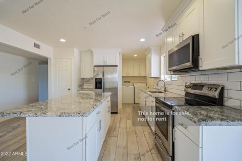 810 E Cavalier Dr, Tempe, AZ 85288 photo 4
