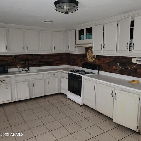 212 E Southgate Ave, Phoenix, AZ 85040 photo 3
