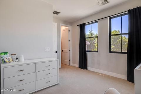 4034 E Campus Dr, Phoenix, AZ 85018 photo 30