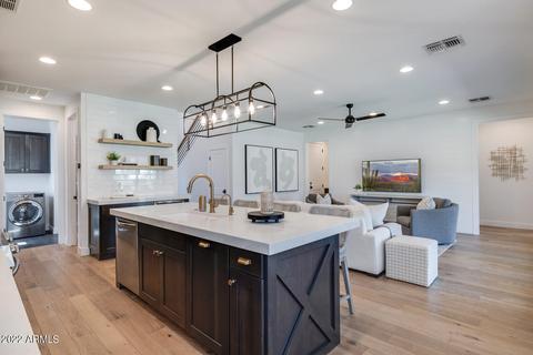 4034 E Campus Dr, Phoenix, AZ 85018 photo 10