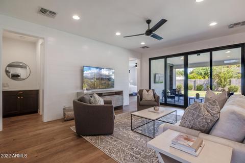 4034 E Campus Dr, Phoenix, AZ 85018 photo 4