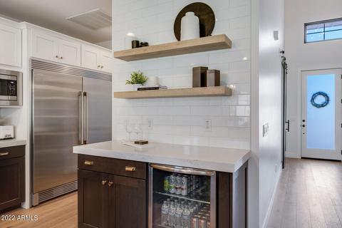 4034 E Campus Dr, Phoenix, AZ 85018 photo 7