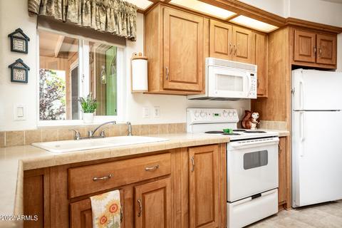 2712 Rustlers Roost Rd, Overgaard, AZ 85933 photo 6