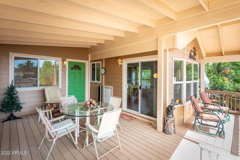 2712 Rustlers Roost Rd, Overgaard, AZ 85933 photo 2