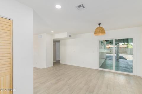37 E Hoover Ave, Mesa, AZ 85210 photo 14