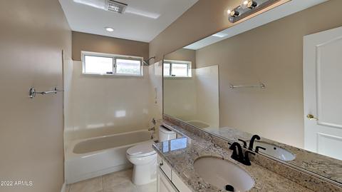 3425 E Kerry Ln, Phoenix, AZ 85050 photo 9