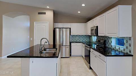 3425 E Kerry Ln, Phoenix, AZ 85050 photo 2
