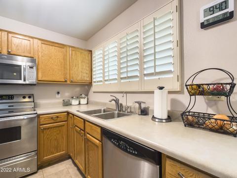 4526 E Lynne Ln, Phoenix, AZ 85042 photo 10