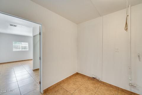 8037 S 25th Pl, Phoenix, AZ 85042 photo 14
