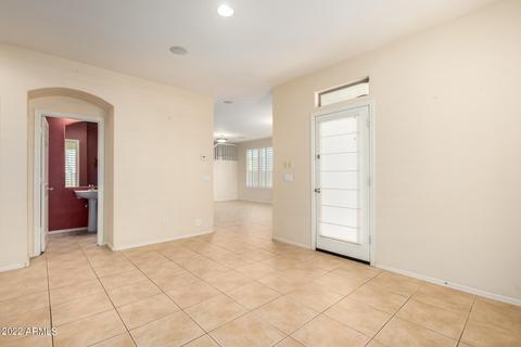 1033 E Julian Dr, Gilbert, AZ 85295 photo 7
