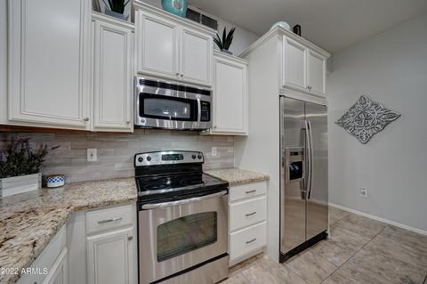 976 E Del Rio St, Gilbert, AZ 85295 photo 6