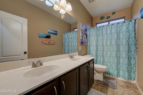 976 E Del Rio St, Gilbert, AZ 85295 photo 16