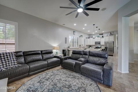 976 E Del Rio St, Gilbert, AZ 85295 photo 11