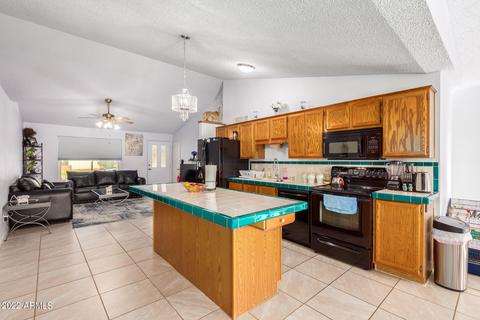 3118 N 68th Ln, Phoenix, AZ 85033 photo 14