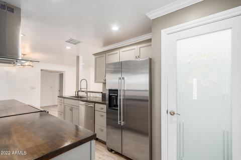 1054 E Carson Dr, Tempe, AZ 85282 photo 6