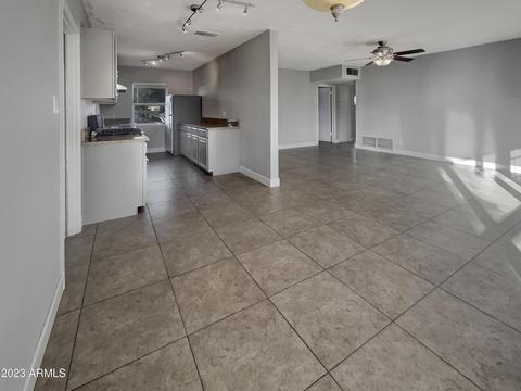 805 W Mitchell Dr, Phoenix, AZ 85013 photo 5