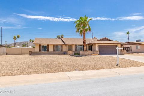 4011 E Hancock Dr, Phoenix, AZ 85028 photo 2