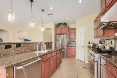 2948 E Trigger Way, Gilbert, AZ 85297 photo 9
