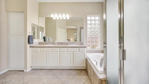 6436 S Trophy Ct, Gilbert, AZ 85298 photo 13