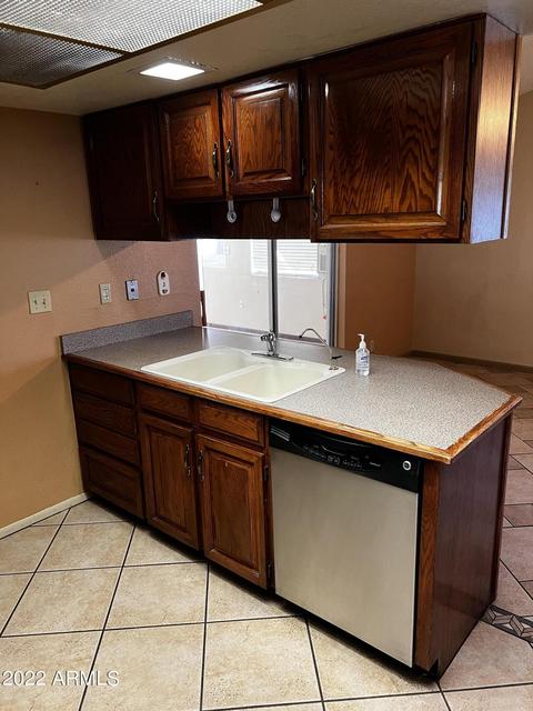 1654 S Davis --, Mesa, AZ 85210 photo 3