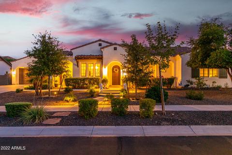 2813 E Harwell Rd, Phoenix, AZ 85042 photo 2