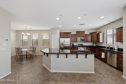 3272 E Meadowview Dr, Gilbert, AZ 85298 photo 8