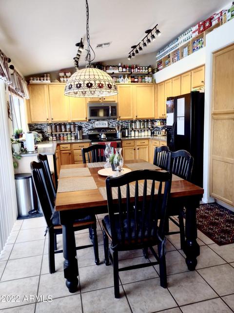 6361 E Regina St, Mesa, AZ 85215 photo 8