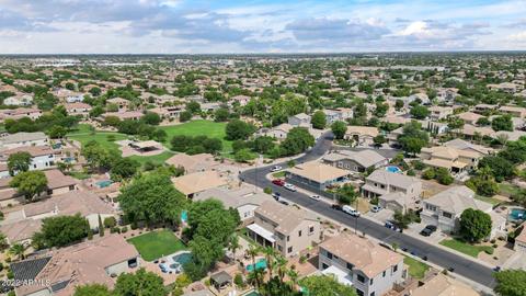 2975 E Parkview Dr, Gilbert, AZ 85295 photo 10