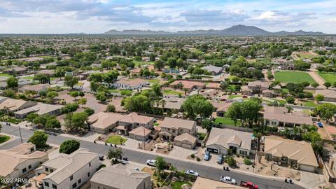 2975 E Parkview Dr, Gilbert, AZ 85295 photo 11