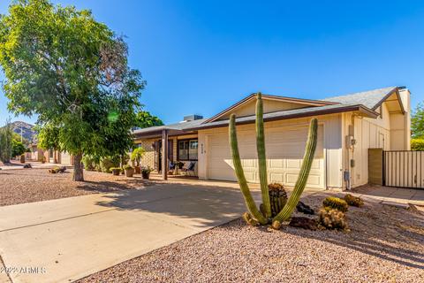 4236 E Sacaton St, Phoenix, AZ 85044 photo 1