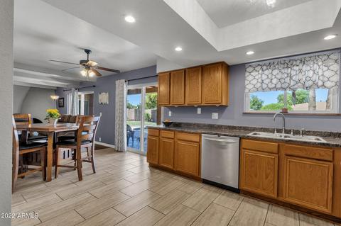 2902 E Laurel Ln, Phoenix, AZ 85028 photo 21
