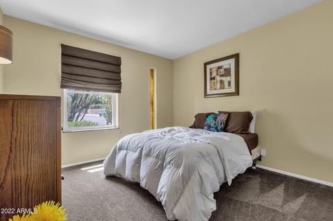 2902 E Laurel Ln, Phoenix, AZ 85028 photo 25