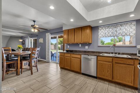 2902 E Laurel Ln, Phoenix, AZ 85028 photo 19