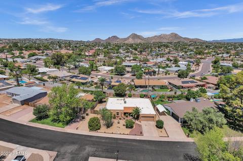 2902 E Laurel Ln, Phoenix, AZ 85028 photo 45