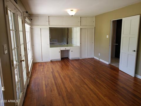 337 E Orange Dr, Phoenix, AZ 85012 photo 8