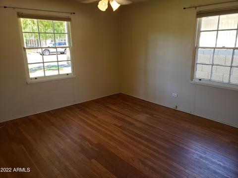 337 E Orange Dr, Phoenix, AZ 85012 photo 16