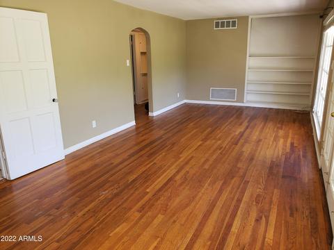 337 E Orange Dr, Phoenix, AZ 85012 photo 6