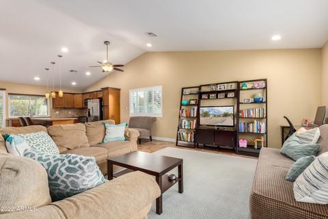 2701 E Aldine St, Phoenix, AZ 85032 photo 2