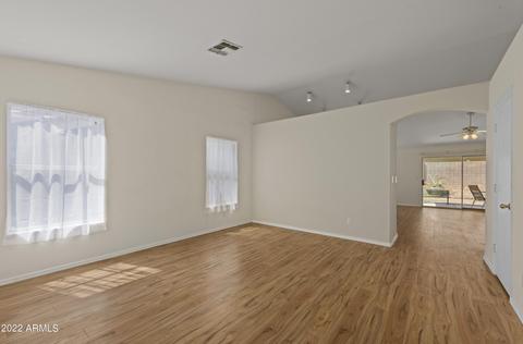 1402 W Grovers Ave, Phoenix, AZ 85023 photo 3
