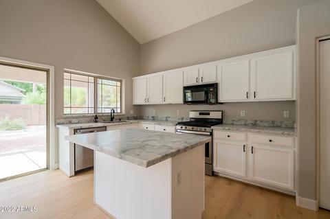 3617 E Bruce Ave, Gilbert, AZ 85234 photo 17