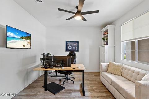 2936 E Tina Dr, Phoenix, AZ 85050 photo 6