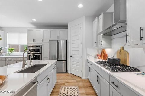 2936 E Tina Dr, Phoenix, AZ 85050 photo 7