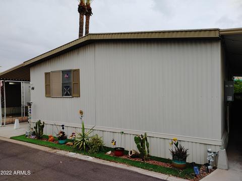2121 N Center St #44, Mesa, AZ 85201