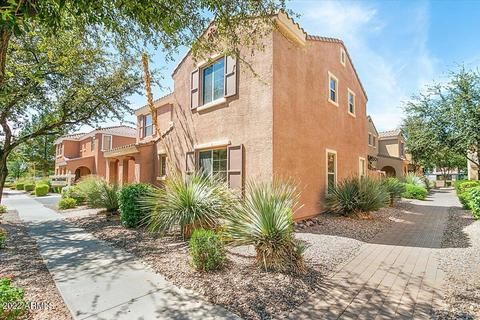 3262 E Franklin Ave, Gilbert, AZ 85295 photo 2