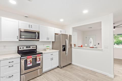 2230 E Cheery Lynn Rd, Phoenix, AZ 85016 photo 19